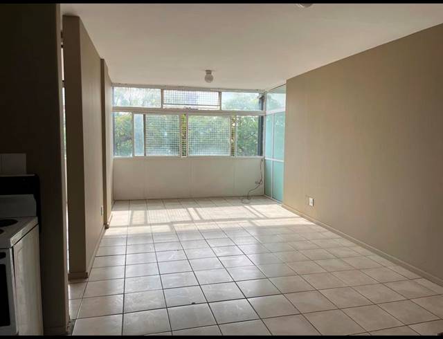 1 BEDROOM APARTMENT FOR SALE IN MUCKLENEUK